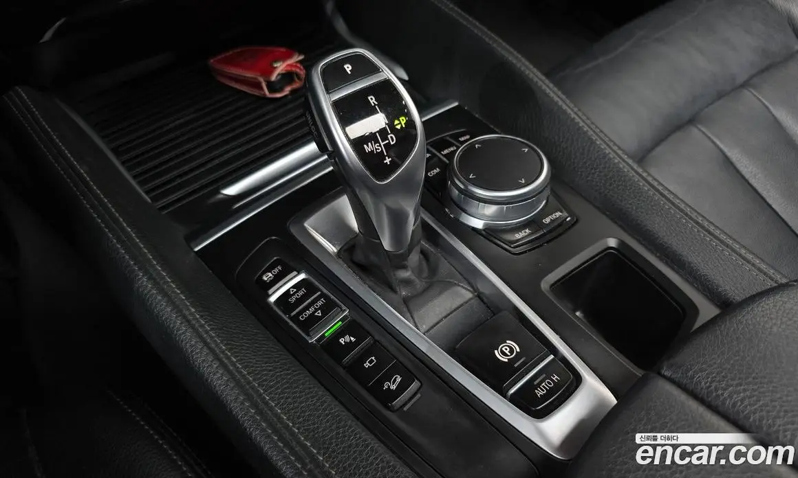 BMW X6 2017 3.0 автомат (гидро), фото 12