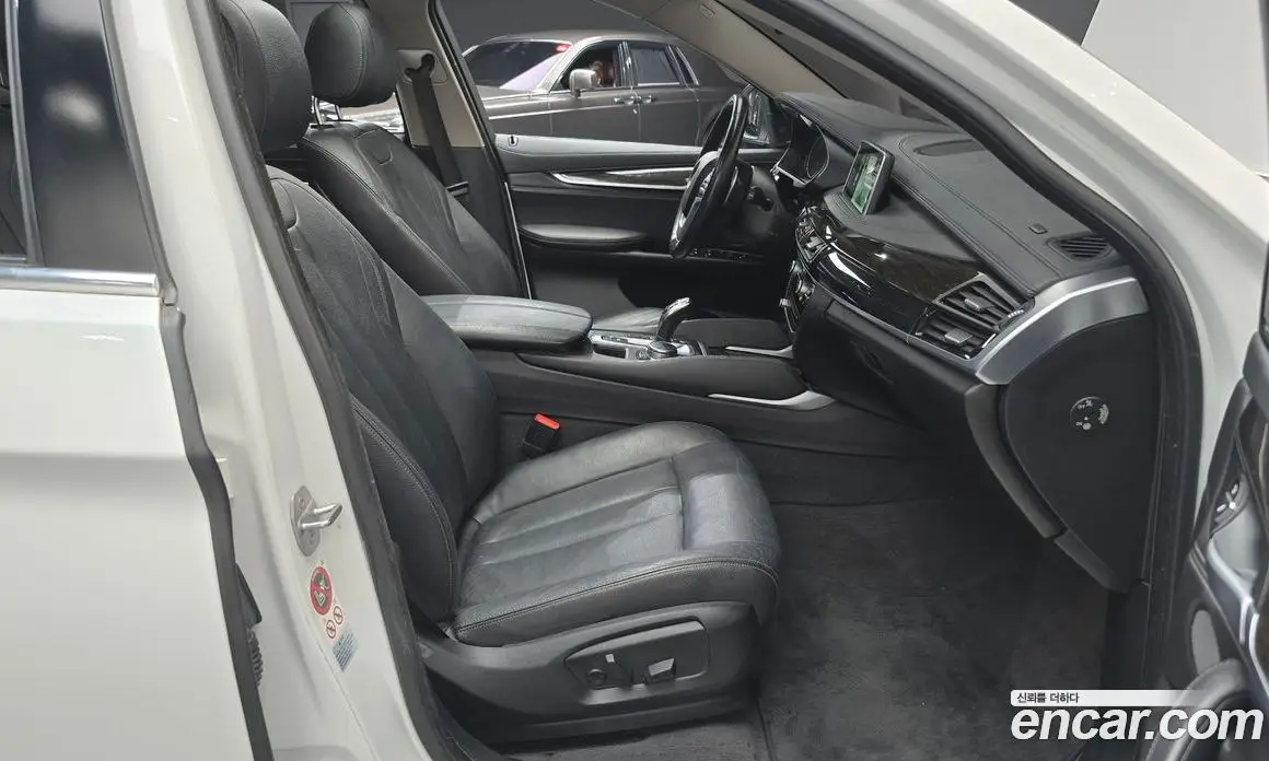 BMW X6 2017 3.0 автомат (гидро), фото 16