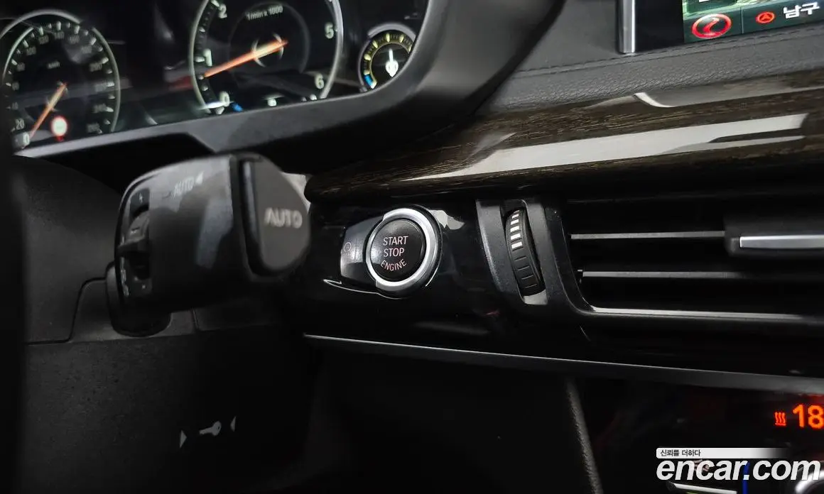 BMW X6 2017 3.0 автомат (гидро), фото 29