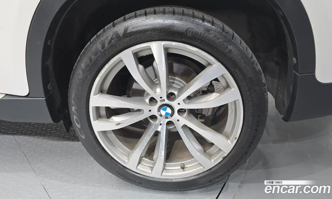 BMW X6 2017 3.0 автомат (гидро), фото 7
