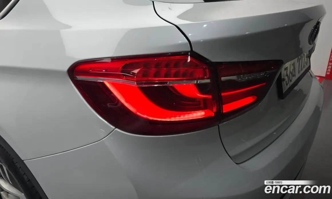 BMW X6 2017 3.0 автомат (гидро), фото 9