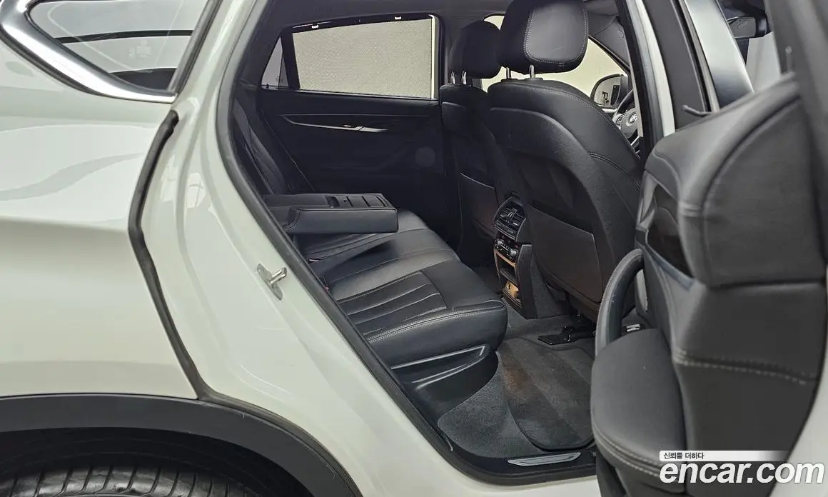 BMW X6 2018 3.0 автомат (гидро), фото 17