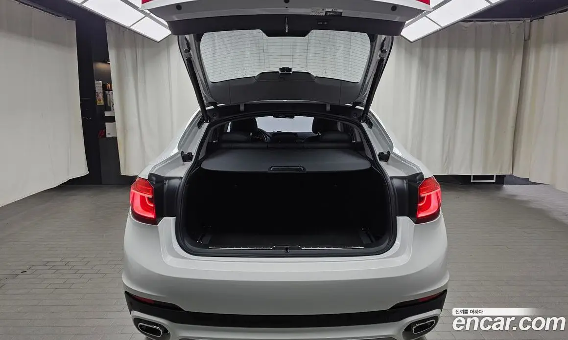 BMW X6 2018 3.0 автомат (гидро), фото 23