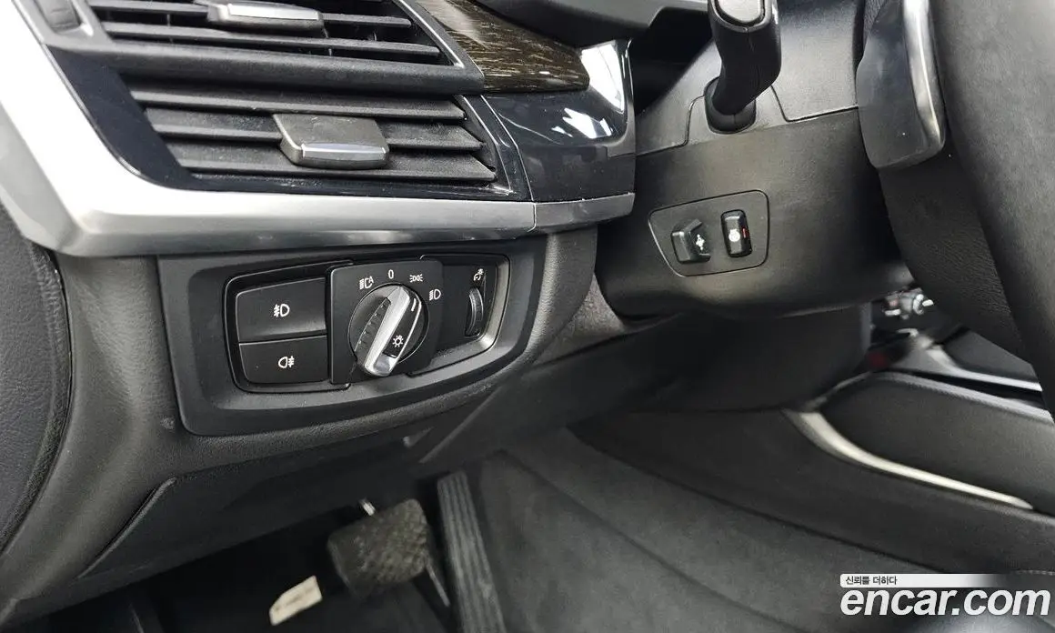 BMW X6 2018 3.0 автомат (гидро), фото 25