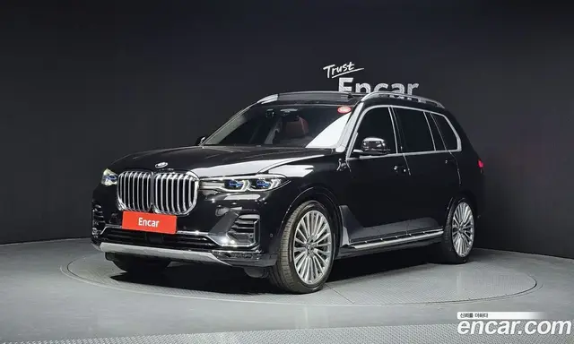 BMW X7, 2021, 107 145 км