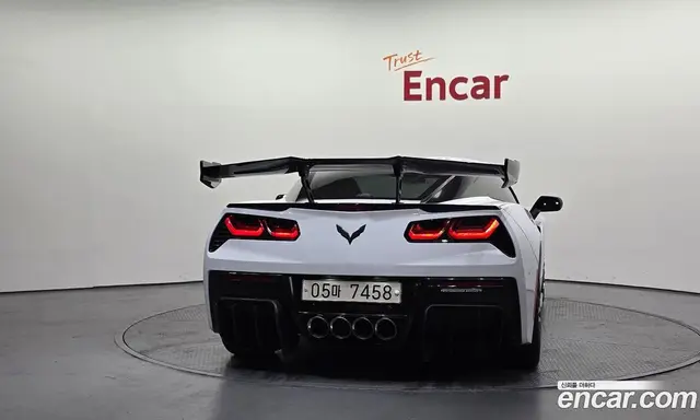Chevrolet Corvette 2017 6.2 автомат (гидро), миниатюра 4