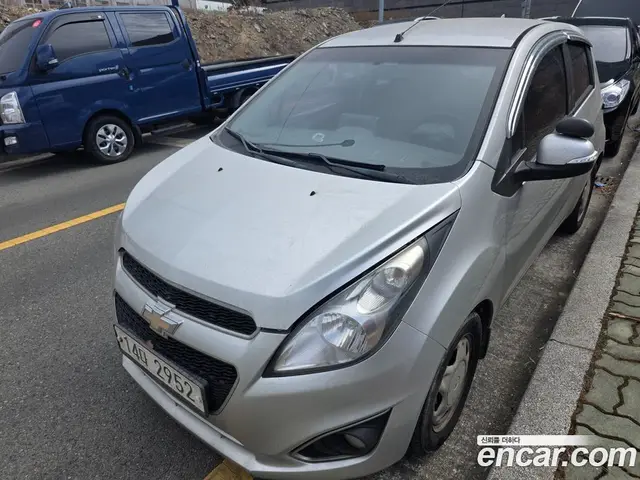Chevrolet Spark 2015 1.0 автомат (гидро), миниатюра 3