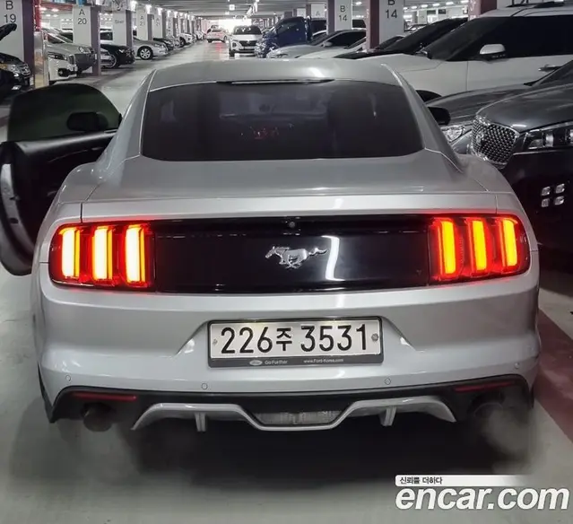 Ford Mustang 2015 2.3 автомат (гидро), миниатюра 2 Ford Mustang 2015 2.3 автомат (гидро), миниатюра 2