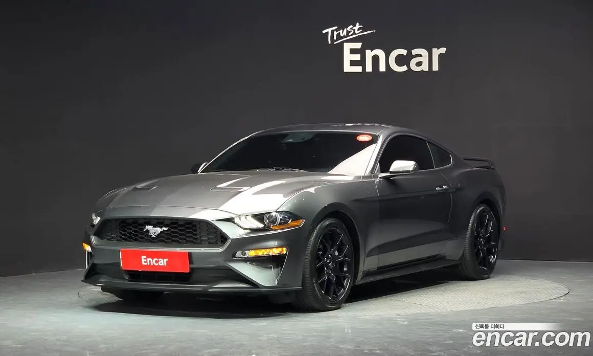 Ford Mustang 2018 2.3 автомат (гидро), фото 1 Ford Mustang 2018 2.3 автомат (гидро), фото 1