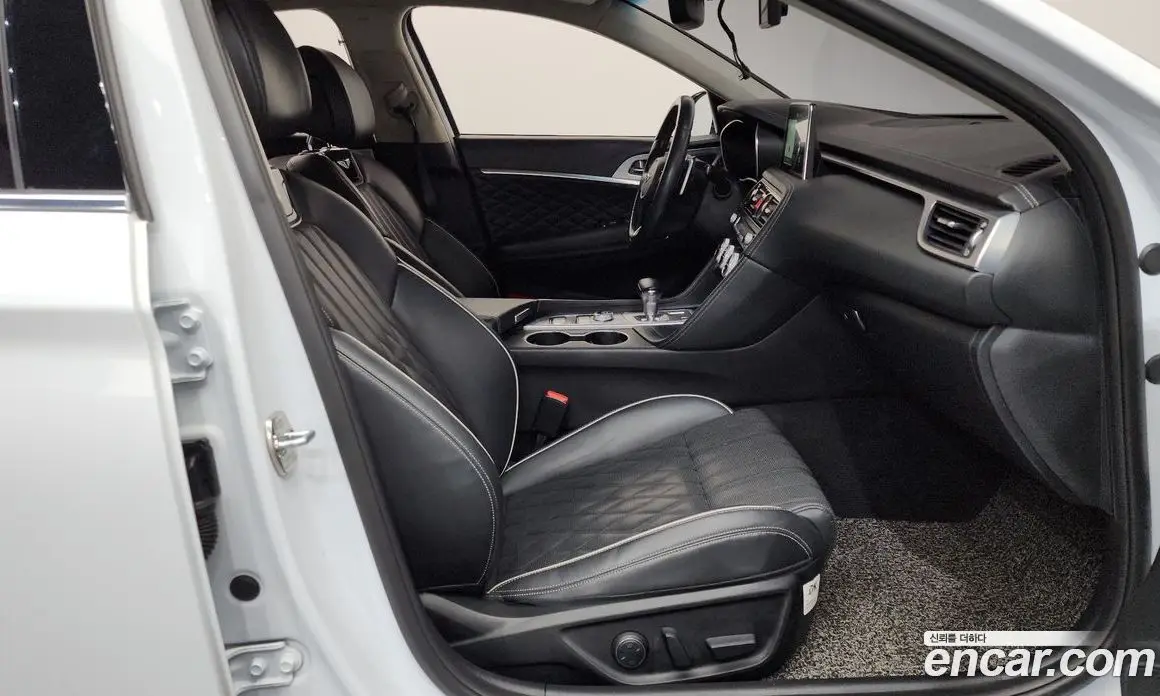 Genesis G70 2018 2.2 автомат (гидро), фото 16