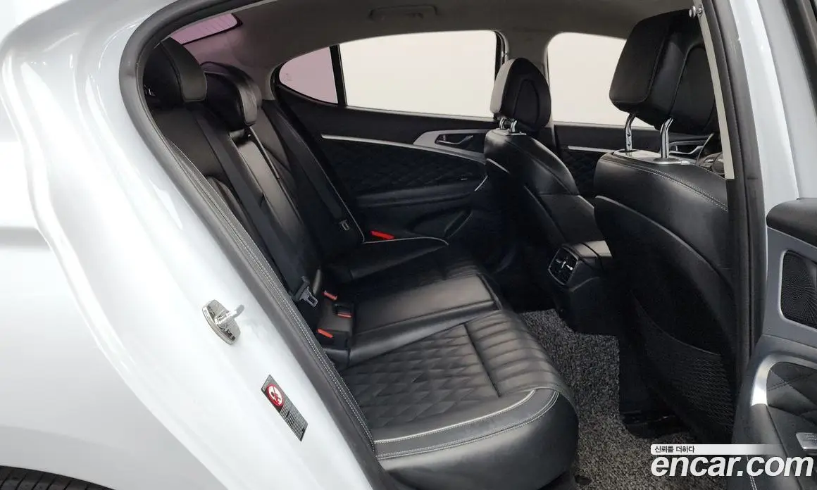 Genesis G70 2018 2.2 автомат (гидро), фото 17