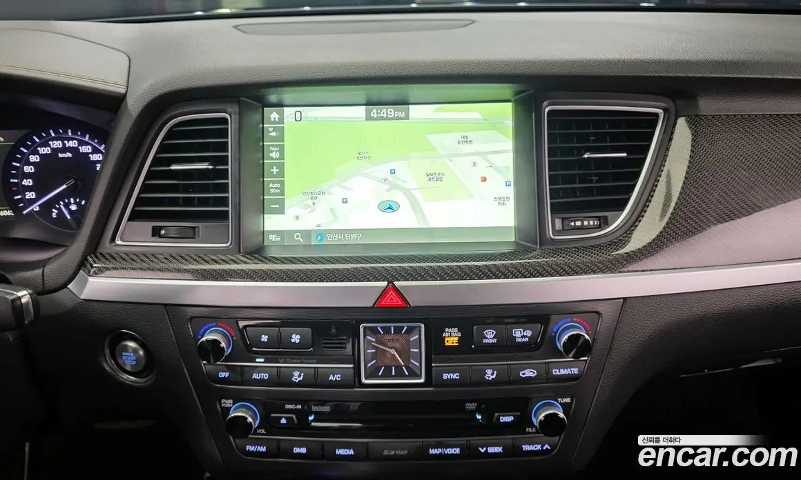 Genesis G80 2017 3.3 автомат (гидро), фото 17 Genesis G80 2017 3.3 автомат (гидро), фото 17