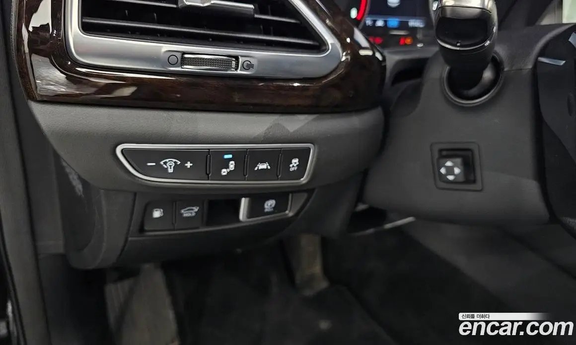 Genesis G90 2019 3.3 автомат (гидро), фото 16 Genesis G90 2019 3.3 автомат (гидро), фото 16