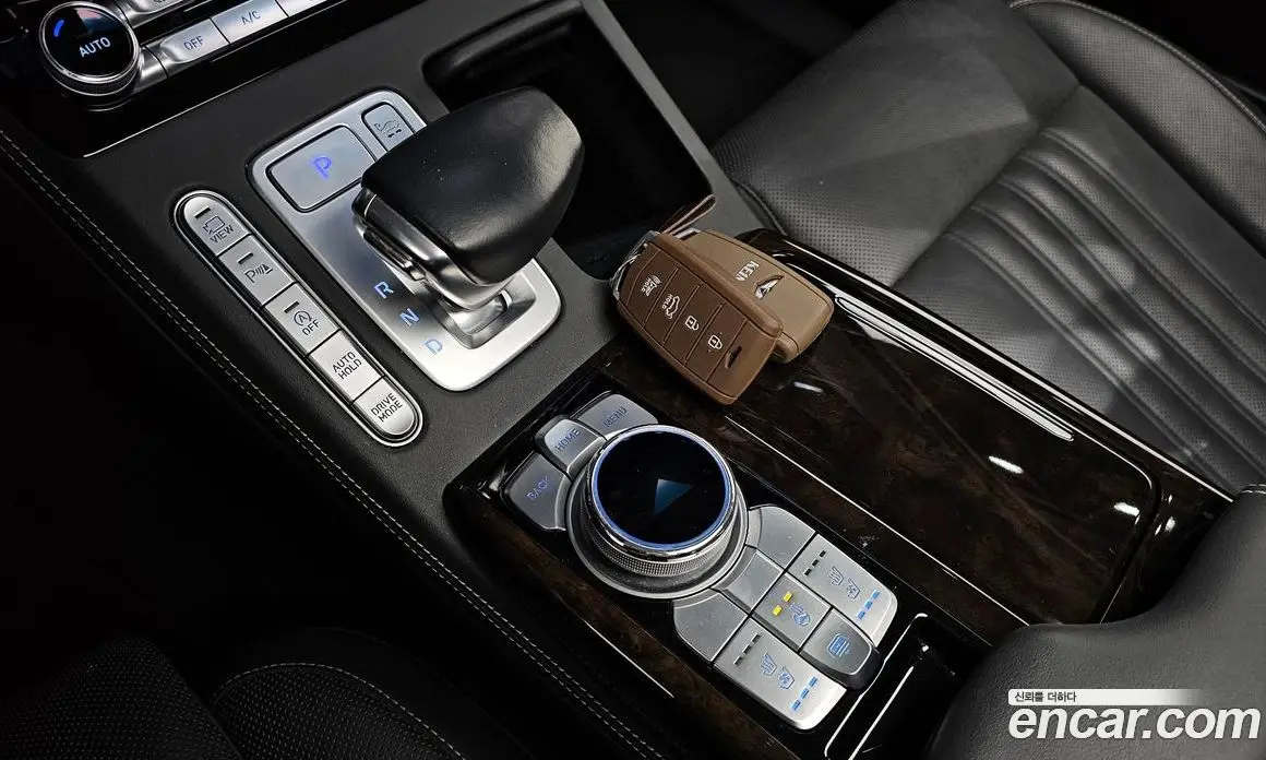Genesis G90 2019 3.3 автомат (гидро), фото 9 Genesis G90 2019 3.3 автомат (гидро), фото 9