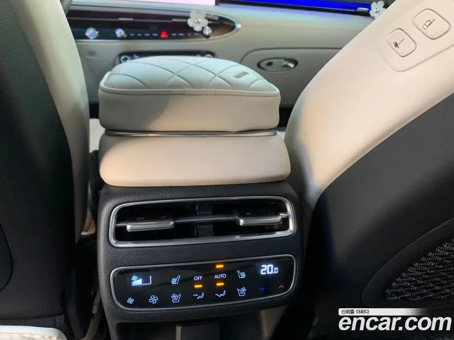 Genesis GV70 2024 2.5 автомат (гидро), фото 9