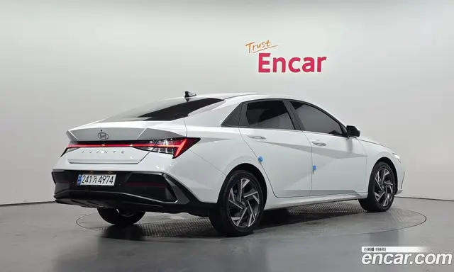 Hyundai Avante 2024 1.6 автомат (гидро), миниатюра 2 Hyundai Avante 2024 1.6 автомат (гидро), миниатюра 2