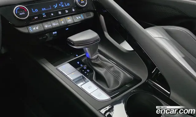 Hyundai Avante 2024 1.6 автомат (гидро), миниатюра 12