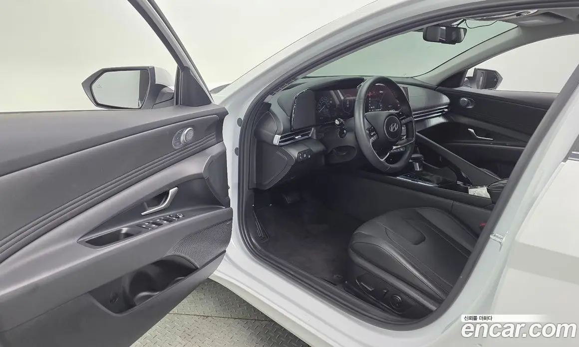 Hyundai Avante 2024 1.6 автомат (гидро), фото 13 Hyundai Avante 2024 1.6 автомат (гидро), фото 13