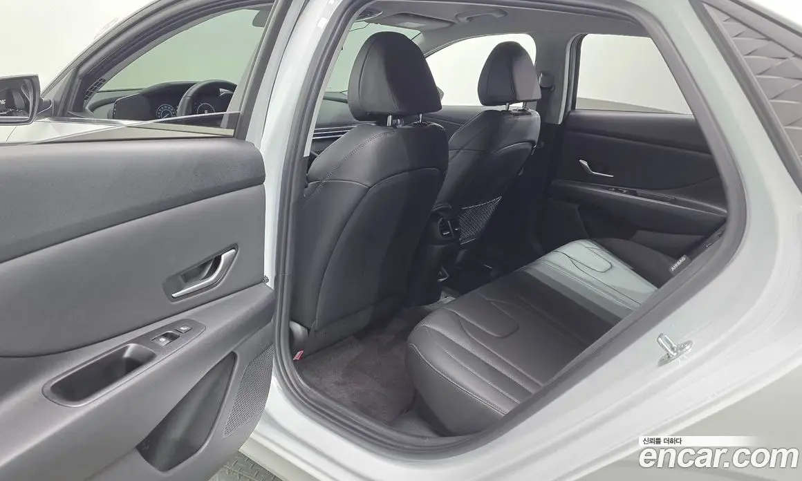 Hyundai Avante 2024 1.6 автомат (гидро), фото 18 Hyundai Avante 2024 1.6 автомат (гидро), фото 18