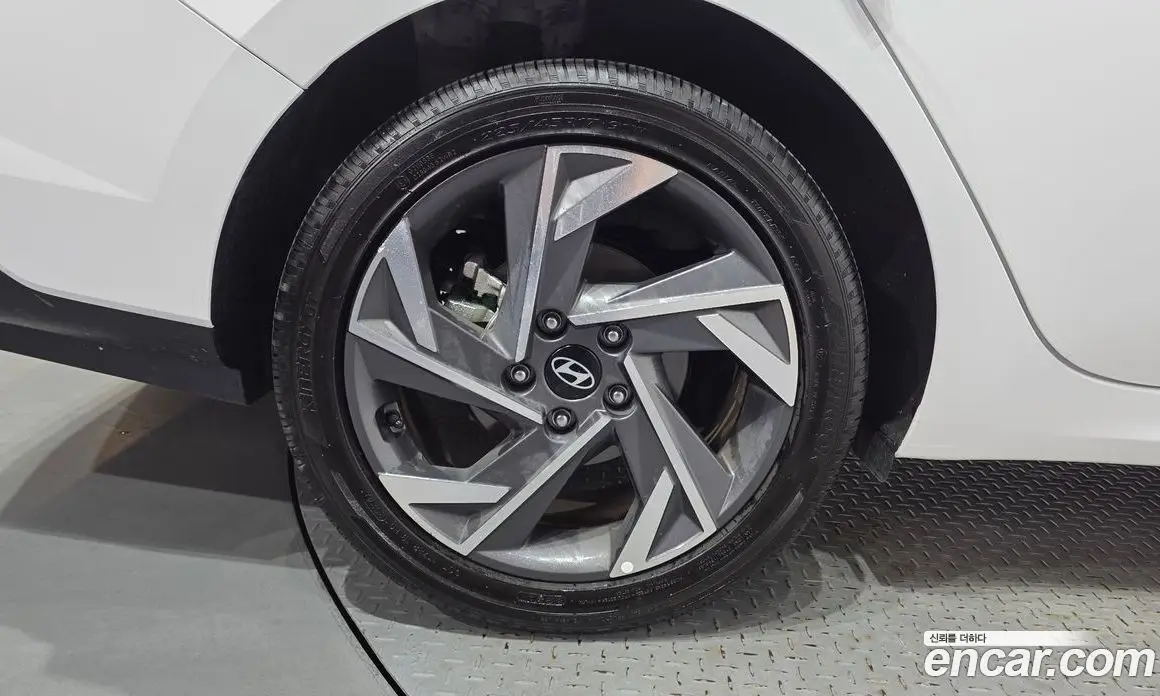 Hyundai Avante 2024 1.6 автомат (гидро), фото 5 Hyundai Avante 2024 1.6 автомат (гидро), фото 5