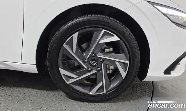 Hyundai Avante 2024 1.6 автомат (гидро), миниатюра 7 Hyundai Avante 2024 1.6 автомат (гидро), миниатюра 7