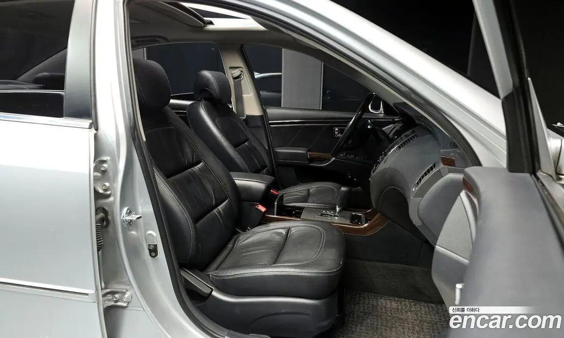 Hyundai Grandeur 2008 2.7 автомат (гидро), фото 10