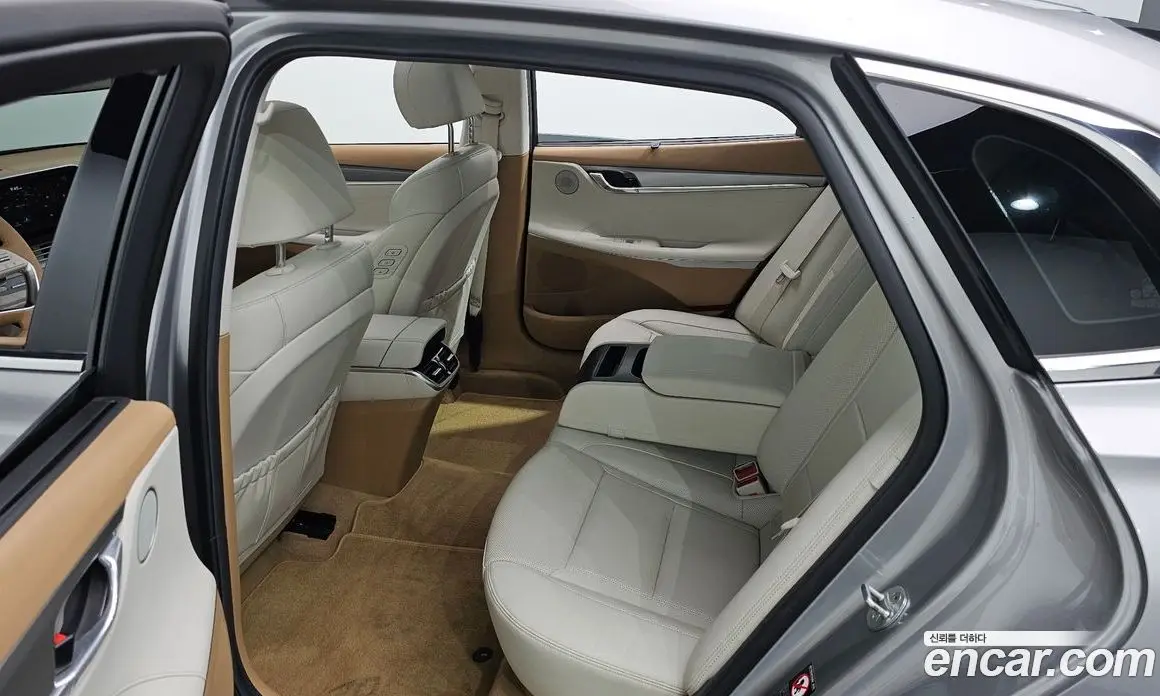Hyundai Grandeur 2021 2.4 автомат (гидро), фото 12