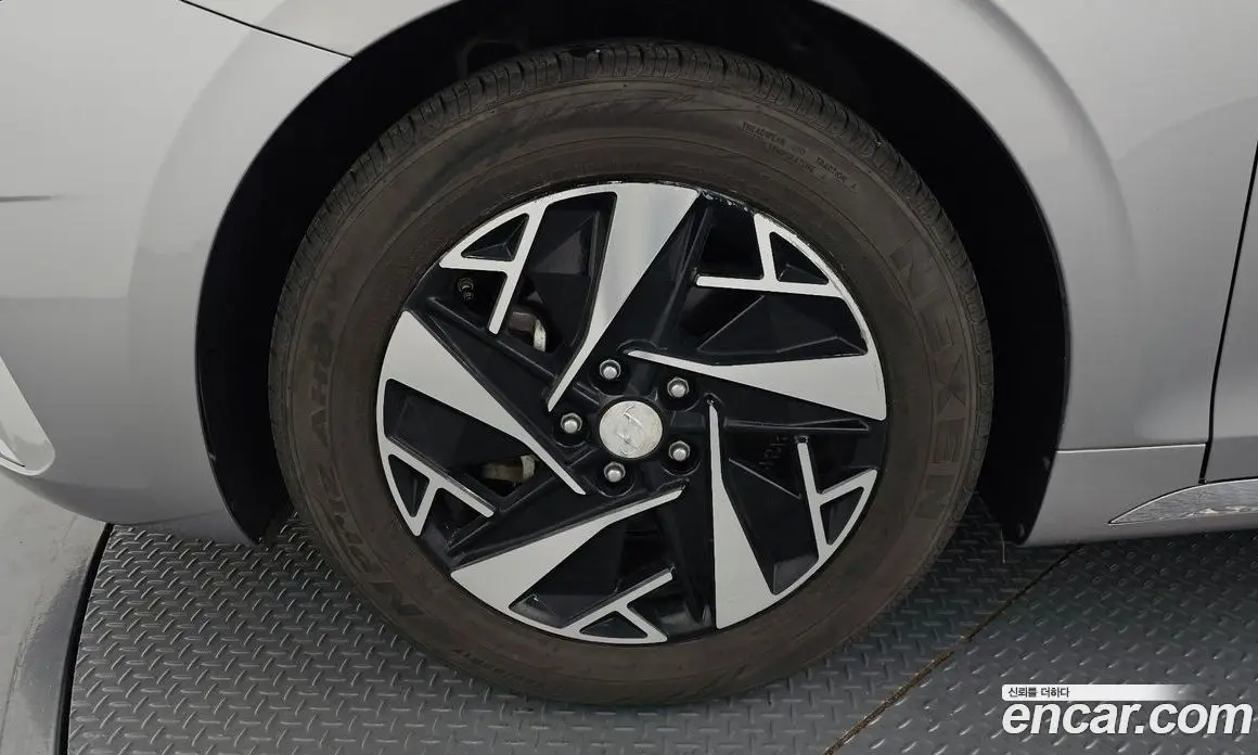 Hyundai Grandeur 2021 2.4 автомат (гидро), фото 5