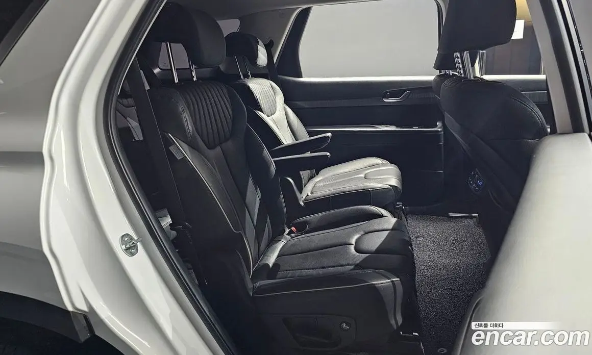 Hyundai Palisade 2024 2.2 автомат (гидро), фото 11