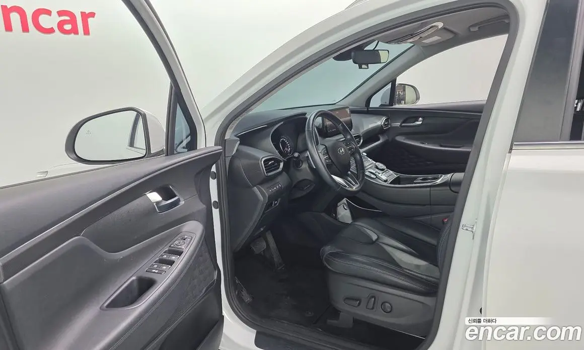 Hyundai Santa Fe 2023 1.6 автомат (гидро), фото 11