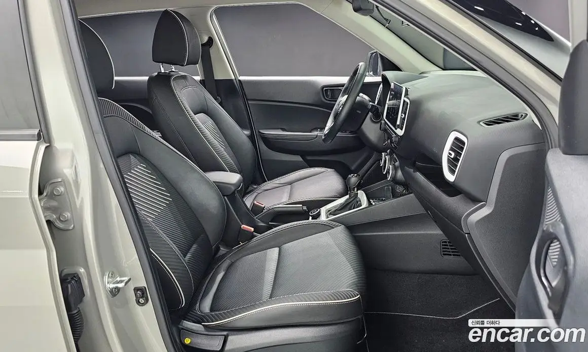 Hyundai Venue 2020 1.6 автомат (гидро), фото 18 Hyundai Venue 2020 1.6 автомат (гидро), фото 18