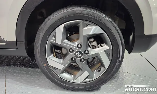 Hyundai Venue 2020 1.6 автомат (гидро), миниатюра 7 Hyundai Venue 2020 1.6 автомат (гидро), миниатюра 7
