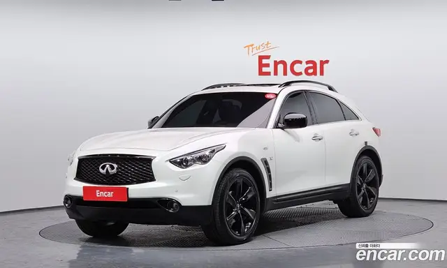 Infiniti QX70, 2017, 116 404 км Infiniti QX70, 2017, 116 404 км
