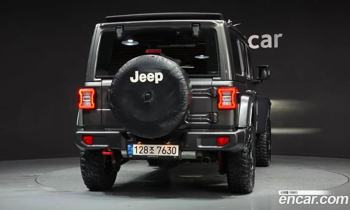 Jeep Wrangler 2022 2.0 автомат (гидро), фото 4