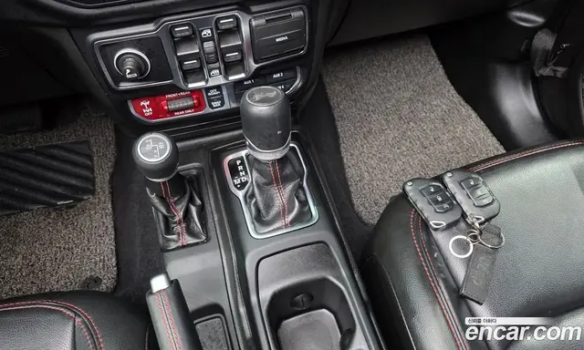 Jeep Wrangler 2022 2.0 автомат (гидро), миниатюра 9