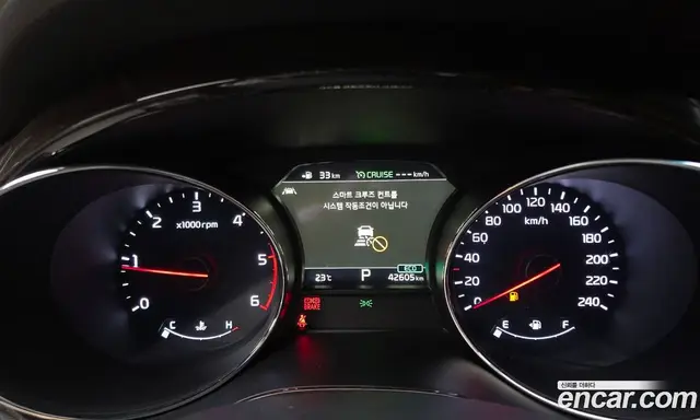 Kia Carnival 2019 2.2 автомат (гидро), миниатюра 11