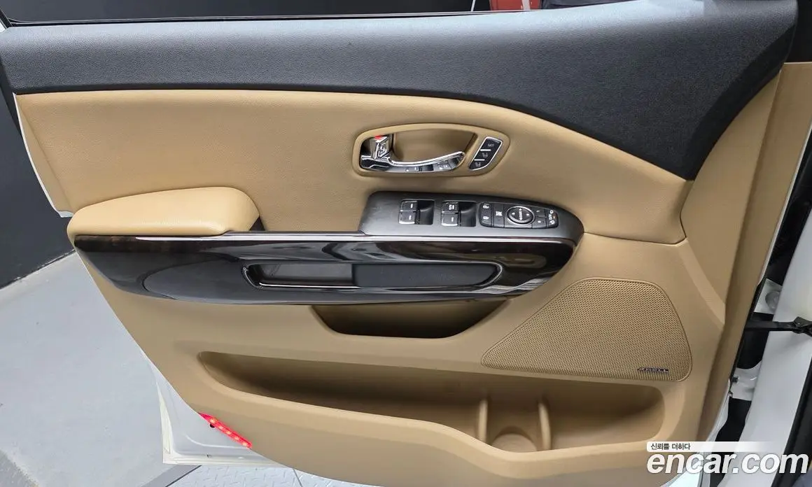 Kia Carnival 2019 2.2 автомат (гидро), фото 14