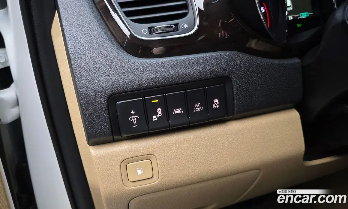 Kia Carnival 2019 2.2 автомат (гидро), фото 23