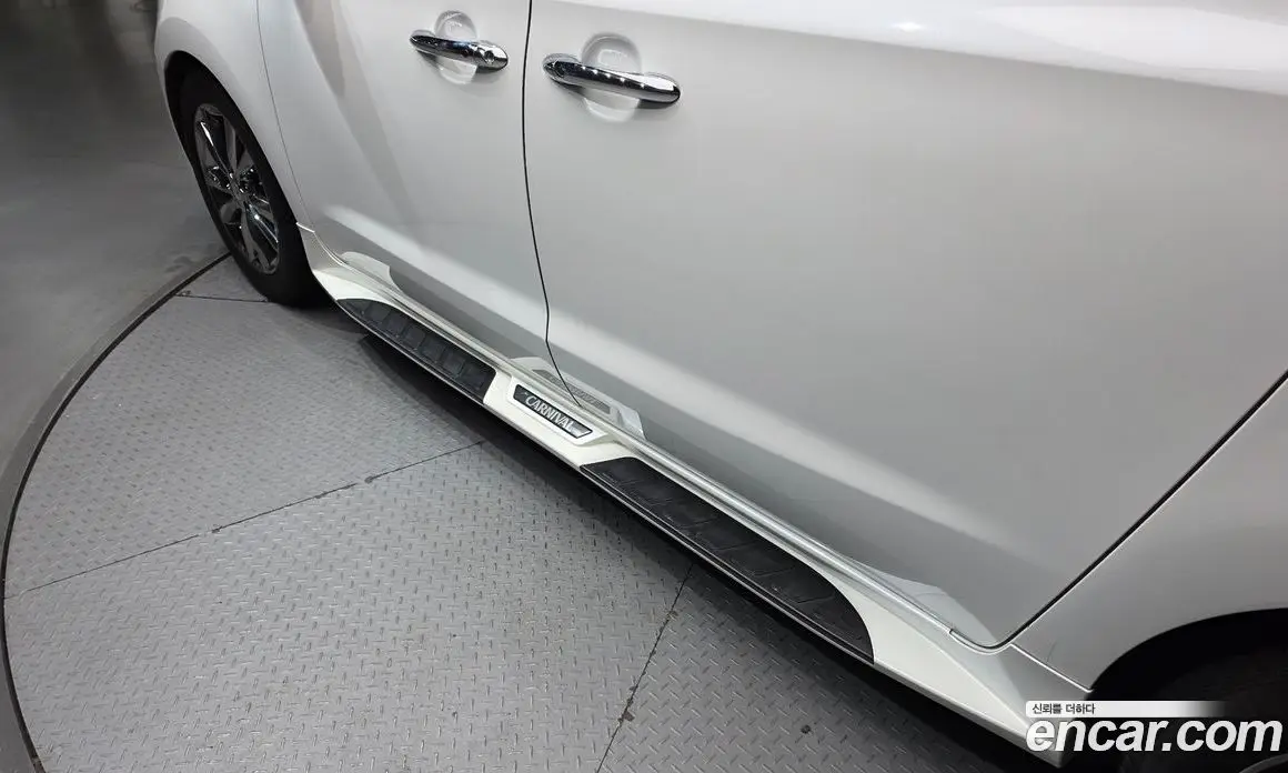 Kia Carnival 2019 2.2 автомат (гидро), фото 28