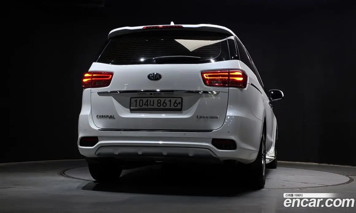 Kia Carnival 2019 2.2 автомат (гидро), фото 4