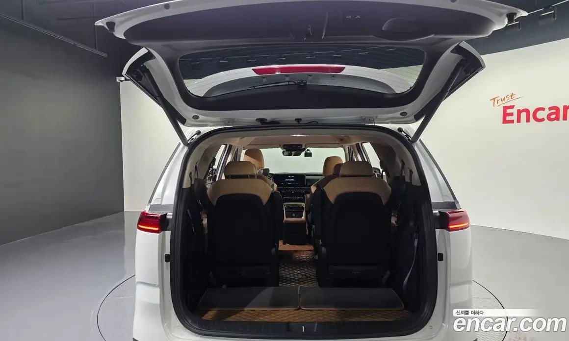 Kia Carnival 2020 2.2 автомат (гидро), фото 34
