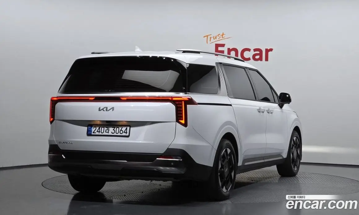Kia Carnival 2024 2.2 автомат (гидро), фото 2 Kia Carnival 2024 2.2 автомат (гидро), фото 2