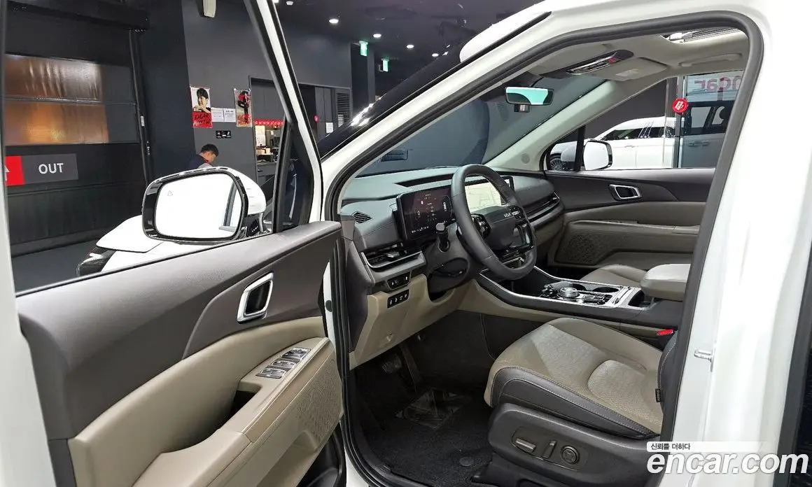 Kia Carnival 2024 2.2 автомат (гидро), фото 13 Kia Carnival 2024 2.2 автомат (гидро), фото 13