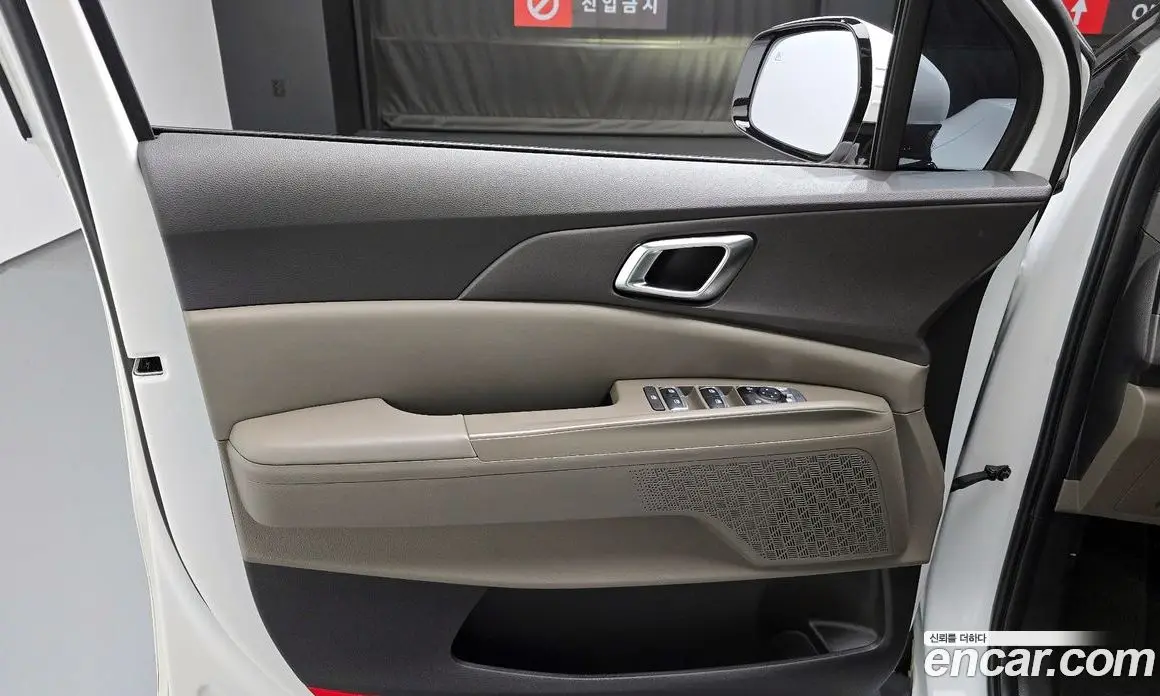 Kia Carnival 2024 2.2 автомат (гидро), фото 14 Kia Carnival 2024 2.2 автомат (гидро), фото 14