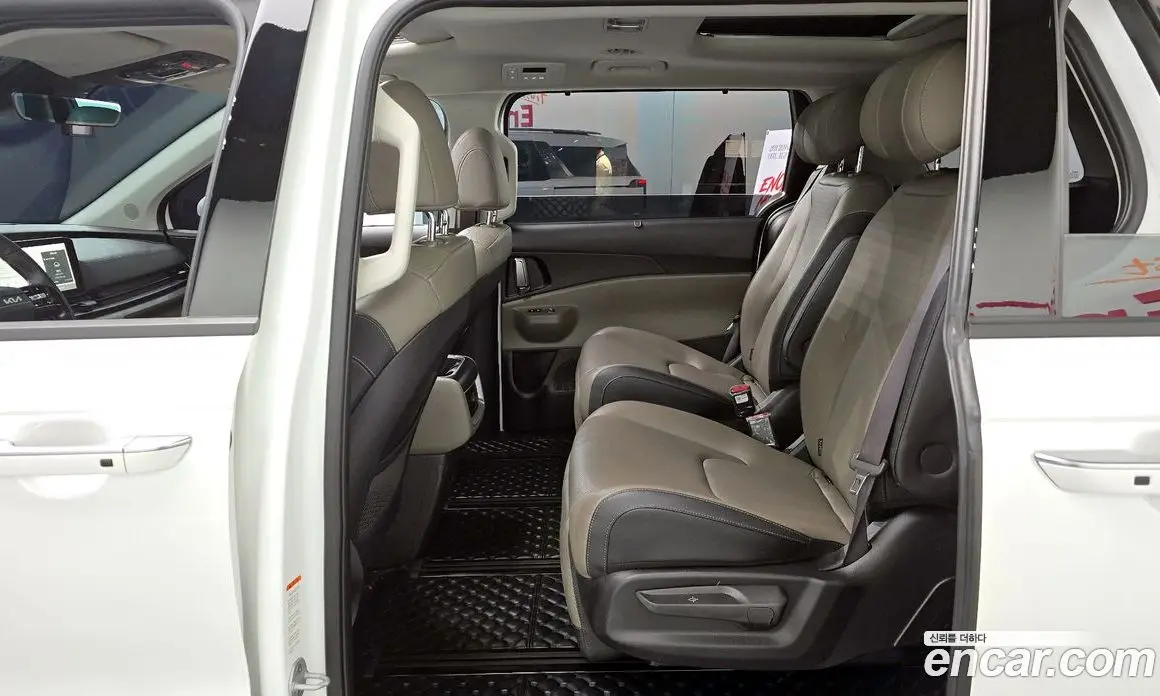 Kia Carnival 2024 2.2 автомат (гидро), фото 18 Kia Carnival 2024 2.2 автомат (гидро), фото 18
