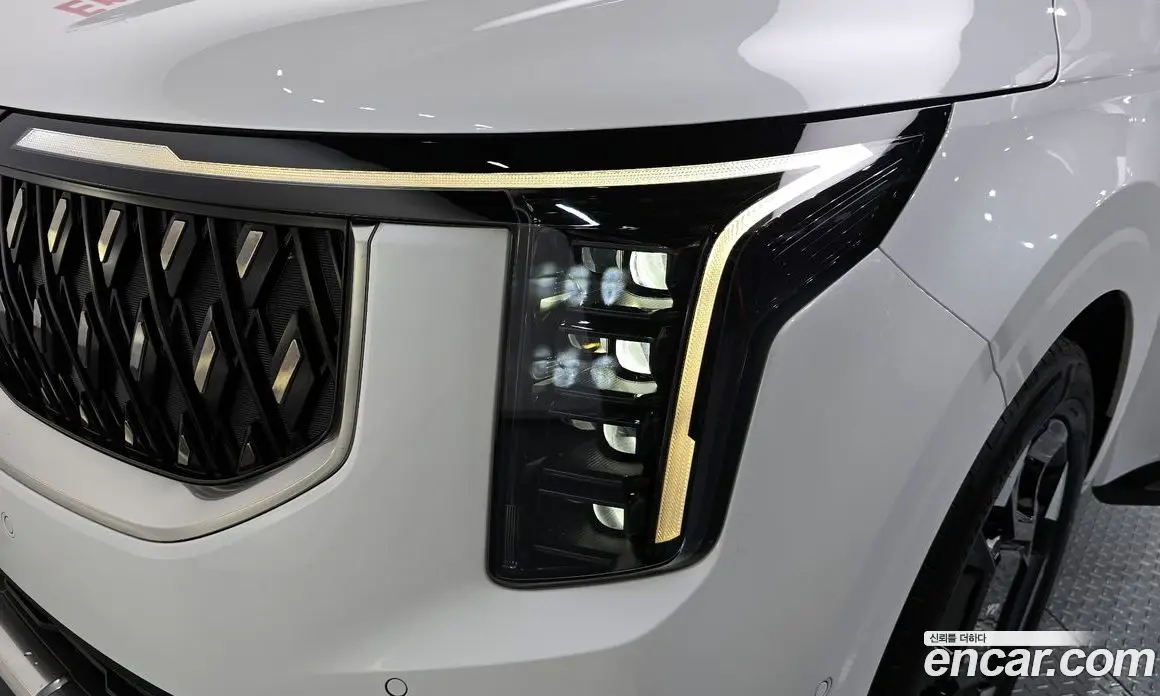 Kia Carnival 2024 2.2 автомат (гидро), фото 8 Kia Carnival 2024 2.2 автомат (гидро), фото 8