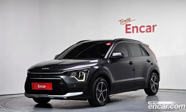 Kia Niro, 2023, 42 352 км