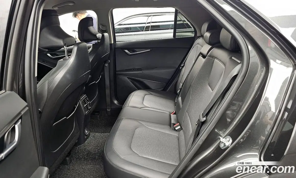 Kia Niro 2023 1.6 автомат (гидро), фото 16