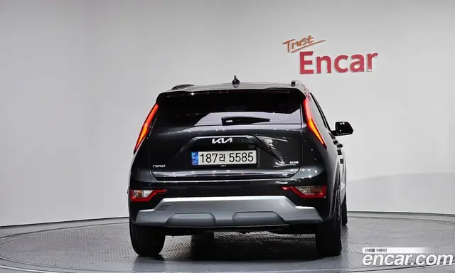 Kia Niro 2023 1.6 автомат (гидро), миниатюра 4