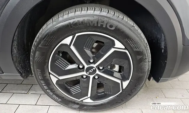 Kia Niro 2023 1.6 автомат (гидро), миниатюра 7